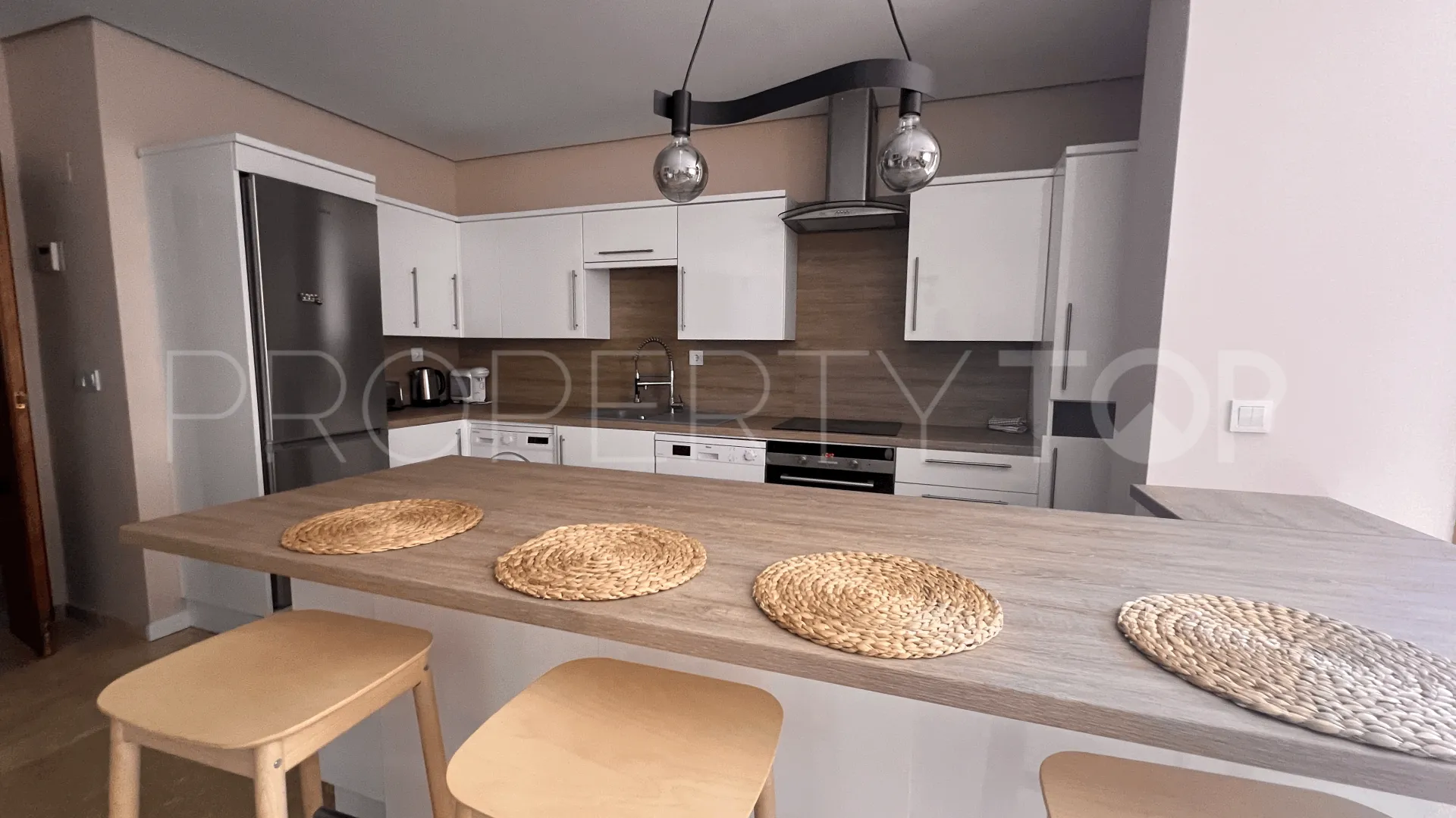 Nueva Andalucia ground floor apartment for sale