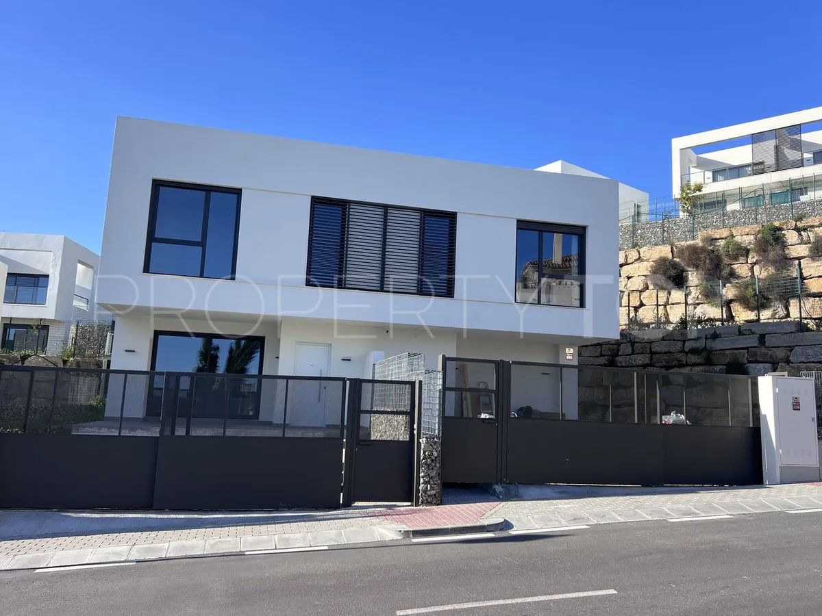 For sale semi detached house in Riviera del Sol with 3 bedrooms