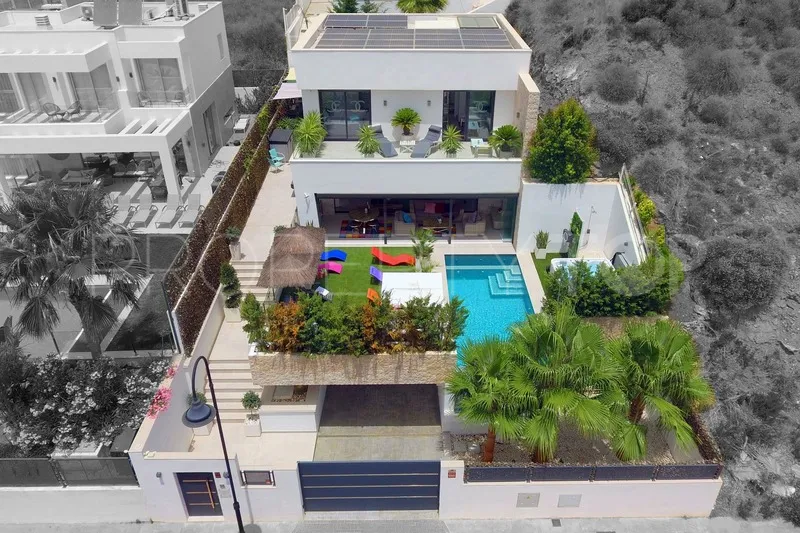 Villa with 5 bedrooms for sale in Cala de Mijas