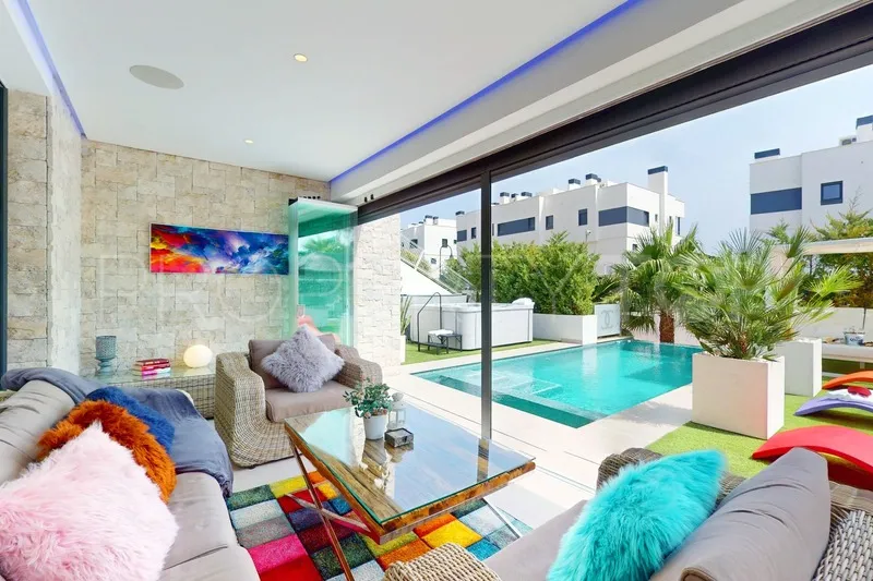 Villa with 5 bedrooms for sale in Cala de Mijas