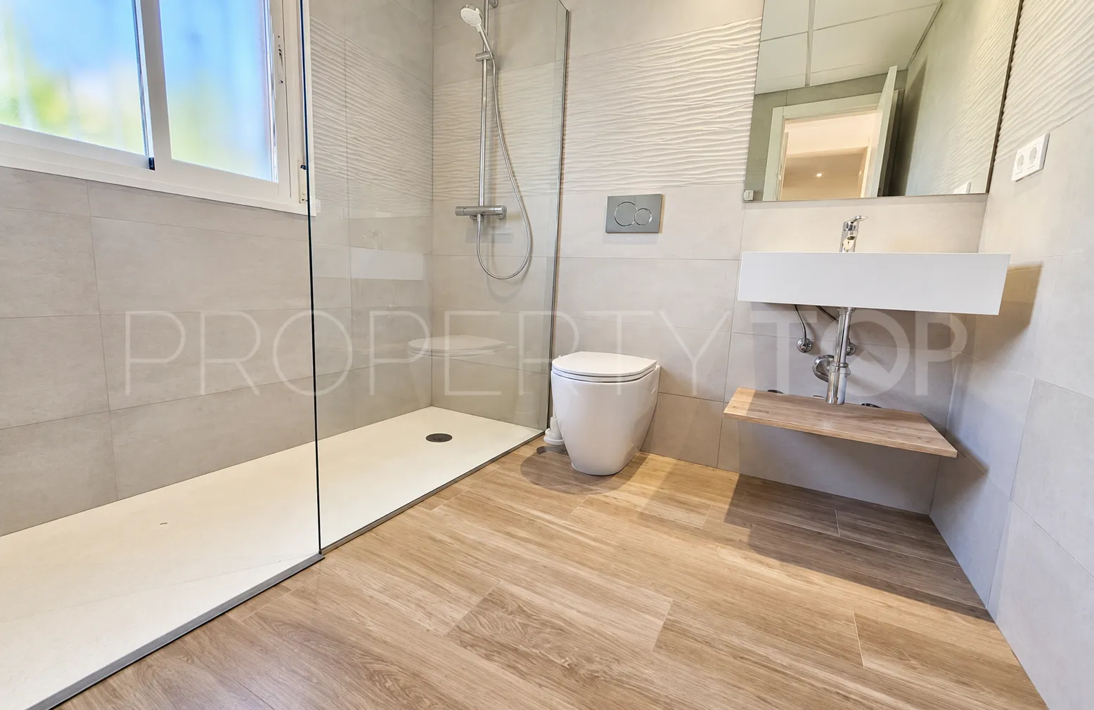 Semi detached house for sale in Paraíso Bellevue with 4 bedrooms