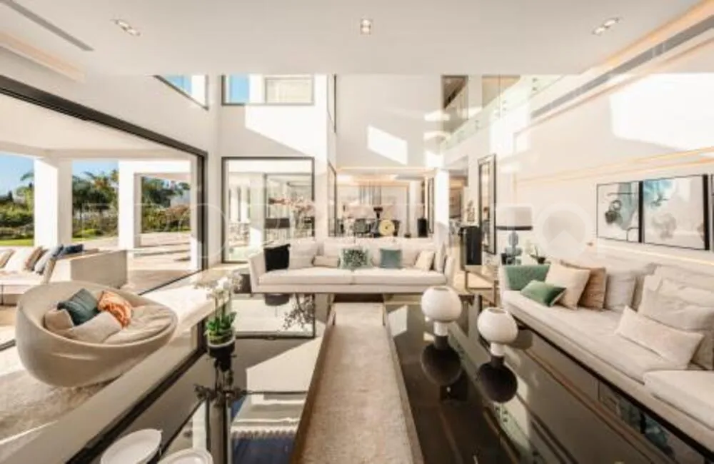 Villa en venta de 6 dormitorios en La Cerquilla