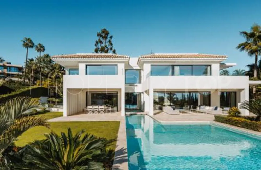 Villa en venta de 6 dormitorios en La Cerquilla