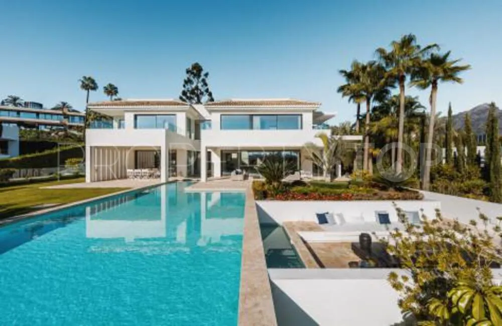 Villa en venta de 6 dormitorios en La Cerquilla