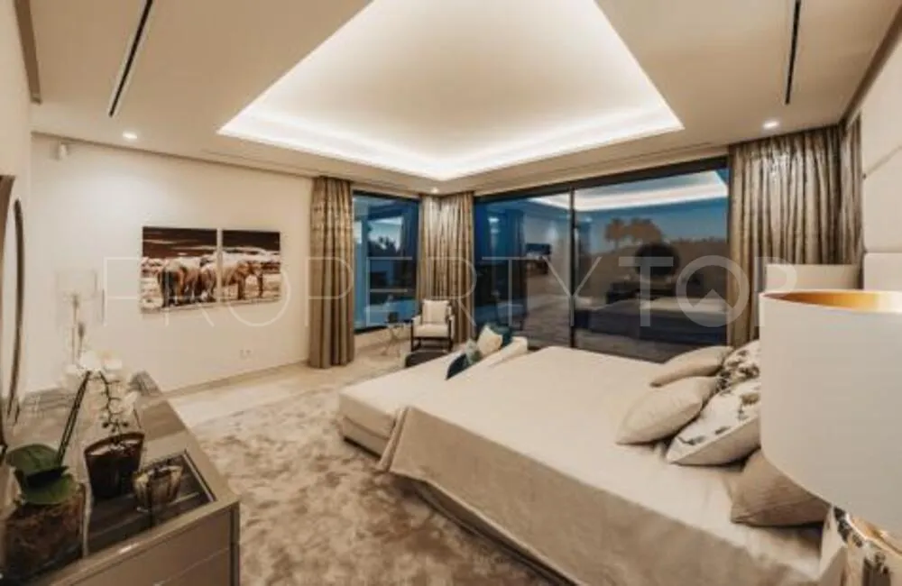 Villa en venta de 6 dormitorios en La Cerquilla