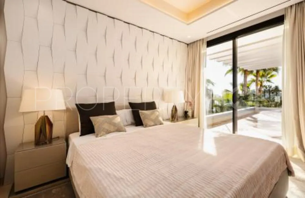 Villa en venta de 6 dormitorios en La Cerquilla