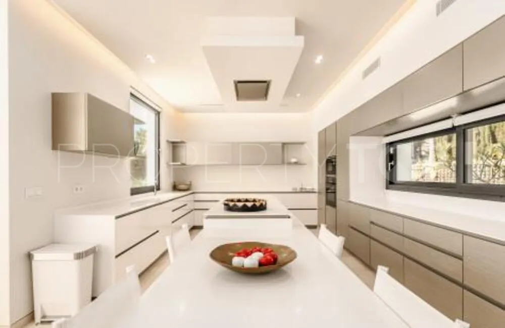 Villa en venta de 6 dormitorios en La Cerquilla