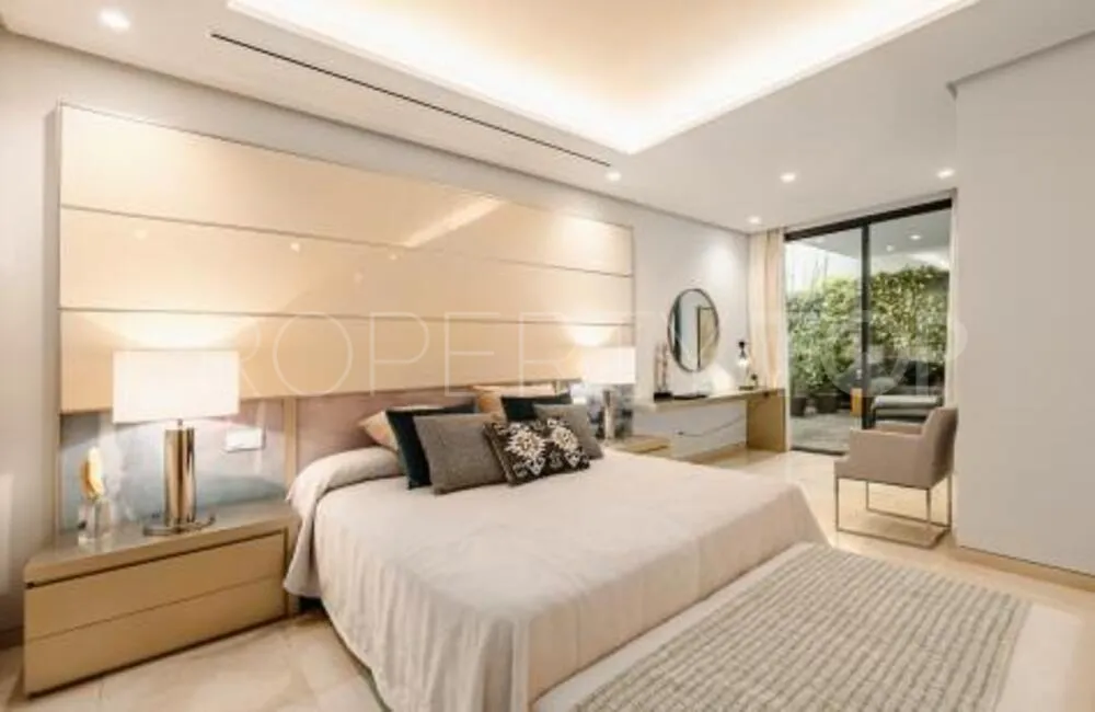 Villa en venta de 6 dormitorios en La Cerquilla