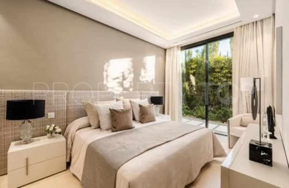 Villa en venta de 6 dormitorios en La Cerquilla