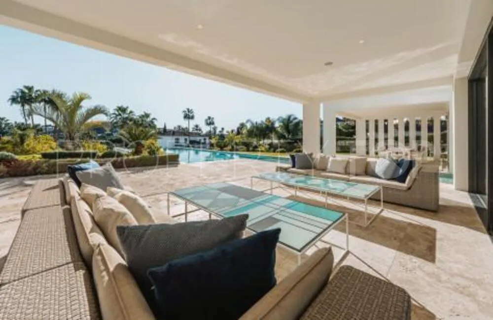 Villa en venta de 6 dormitorios en La Cerquilla