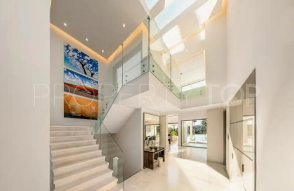 Villa en venta de 6 dormitorios en La Cerquilla