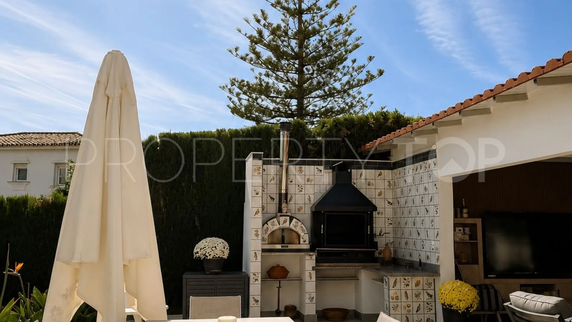 Villa with 8 bedrooms for sale in El Paraiso