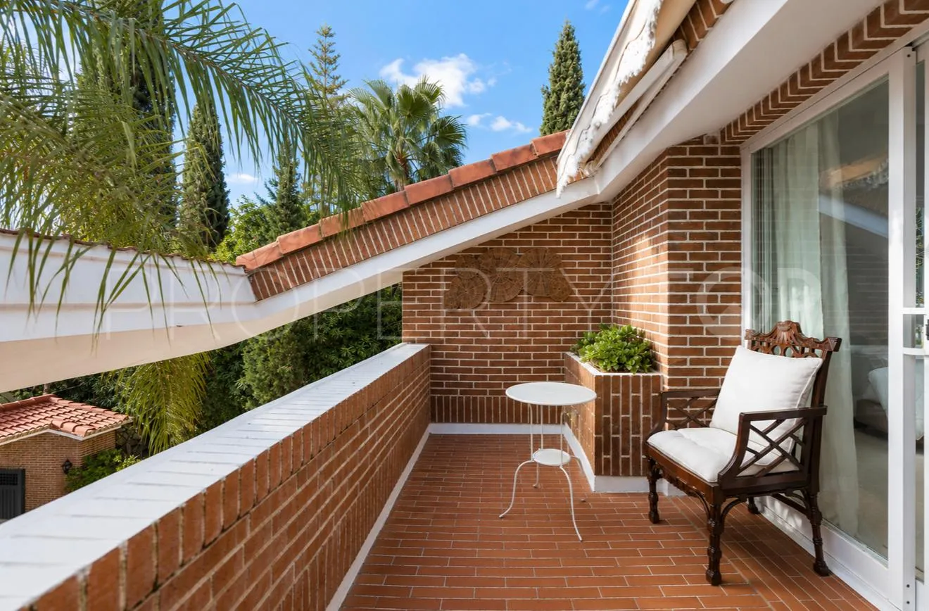 Villa with 8 bedrooms for sale in El Paraiso