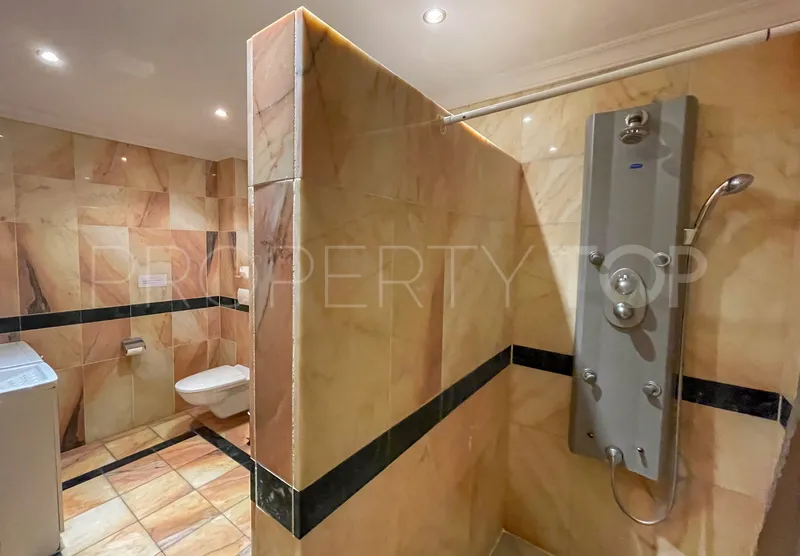 6 bedrooms villa for sale in El Rosario