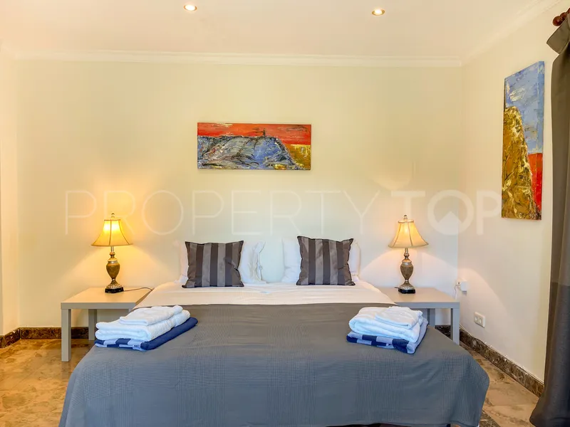 6 bedrooms villa for sale in El Rosario