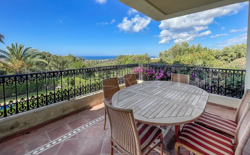 6 bedrooms villa for sale in El Rosario