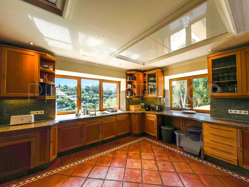 6 bedrooms villa for sale in El Rosario