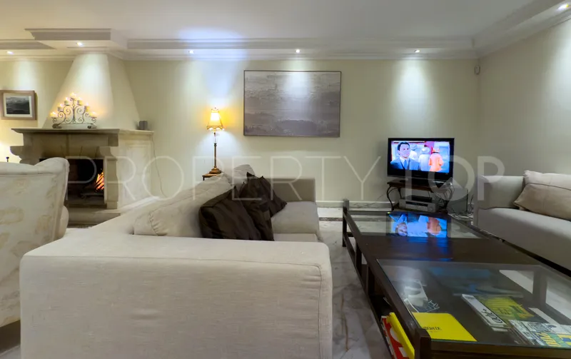 6 bedrooms villa for sale in El Rosario