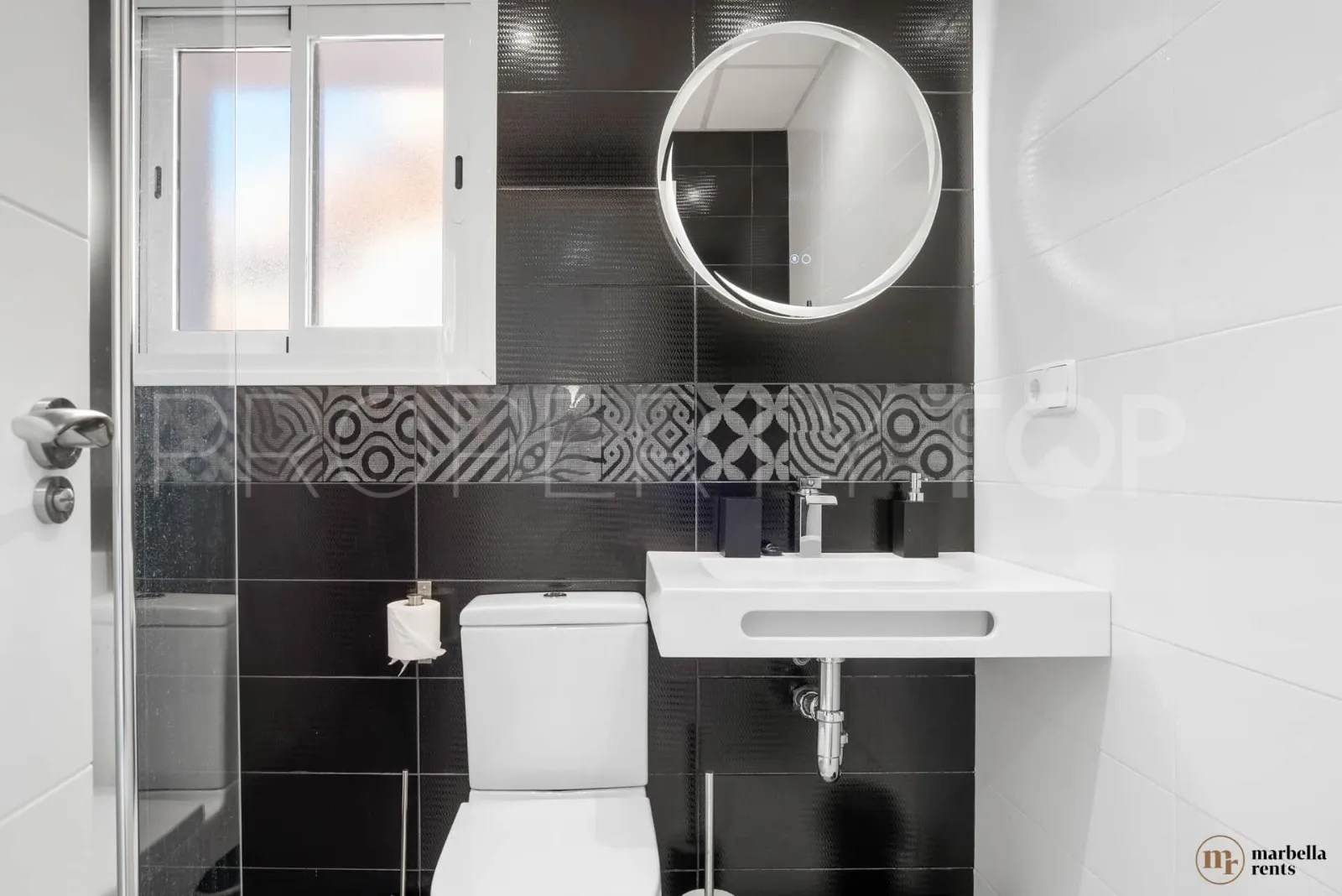 6 bedrooms semi detached house in Artola for sale