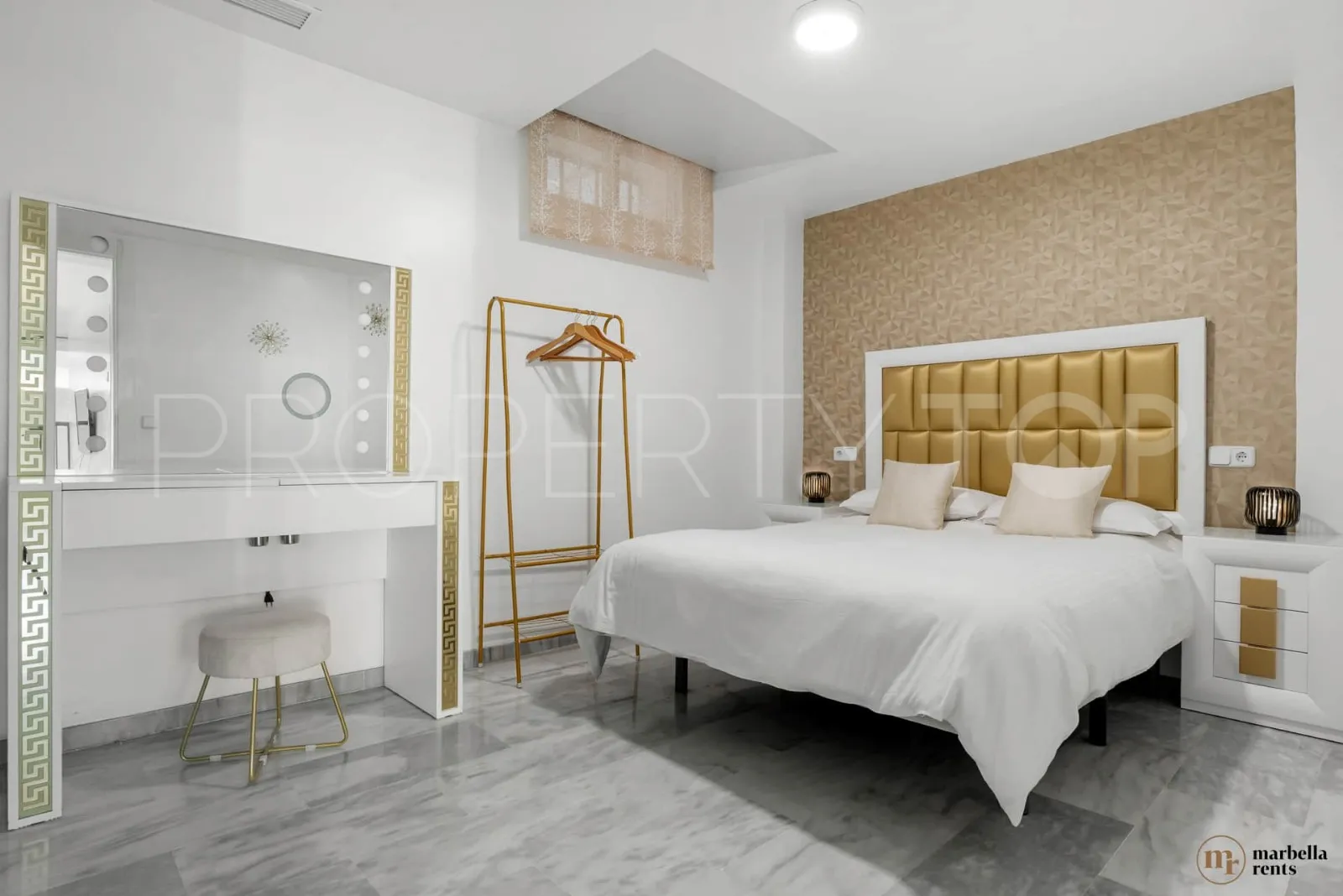 6 bedrooms semi detached house in Artola for sale
