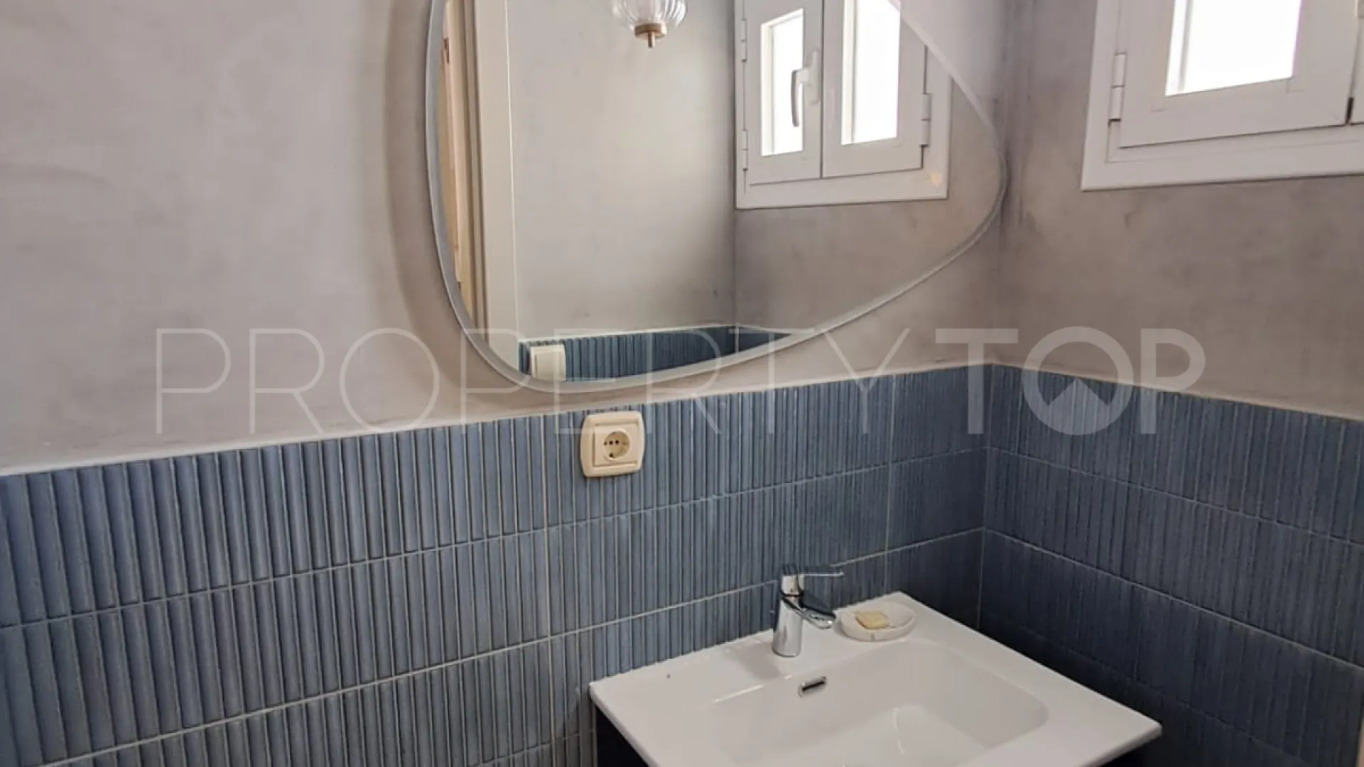 3 bedrooms town house for sale in Benamara