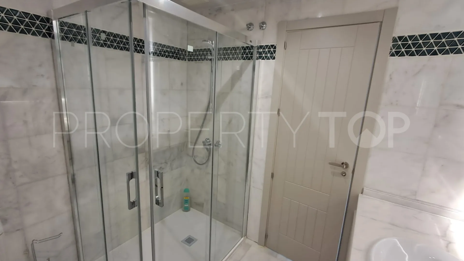 3 bedrooms town house for sale in Benamara