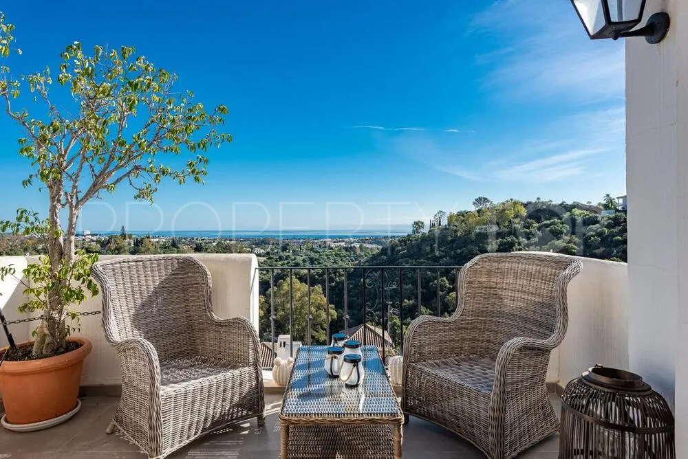 For sale penthouse in Los Arqueros with 2 bedrooms