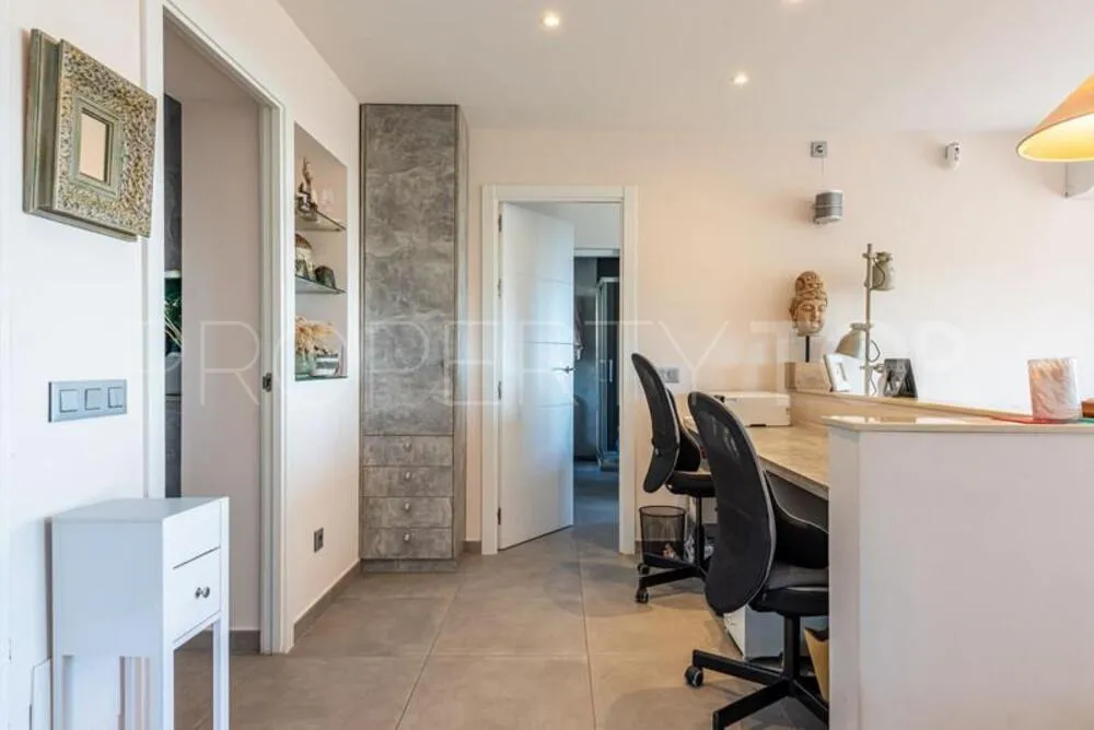 For sale penthouse in Los Arqueros with 2 bedrooms