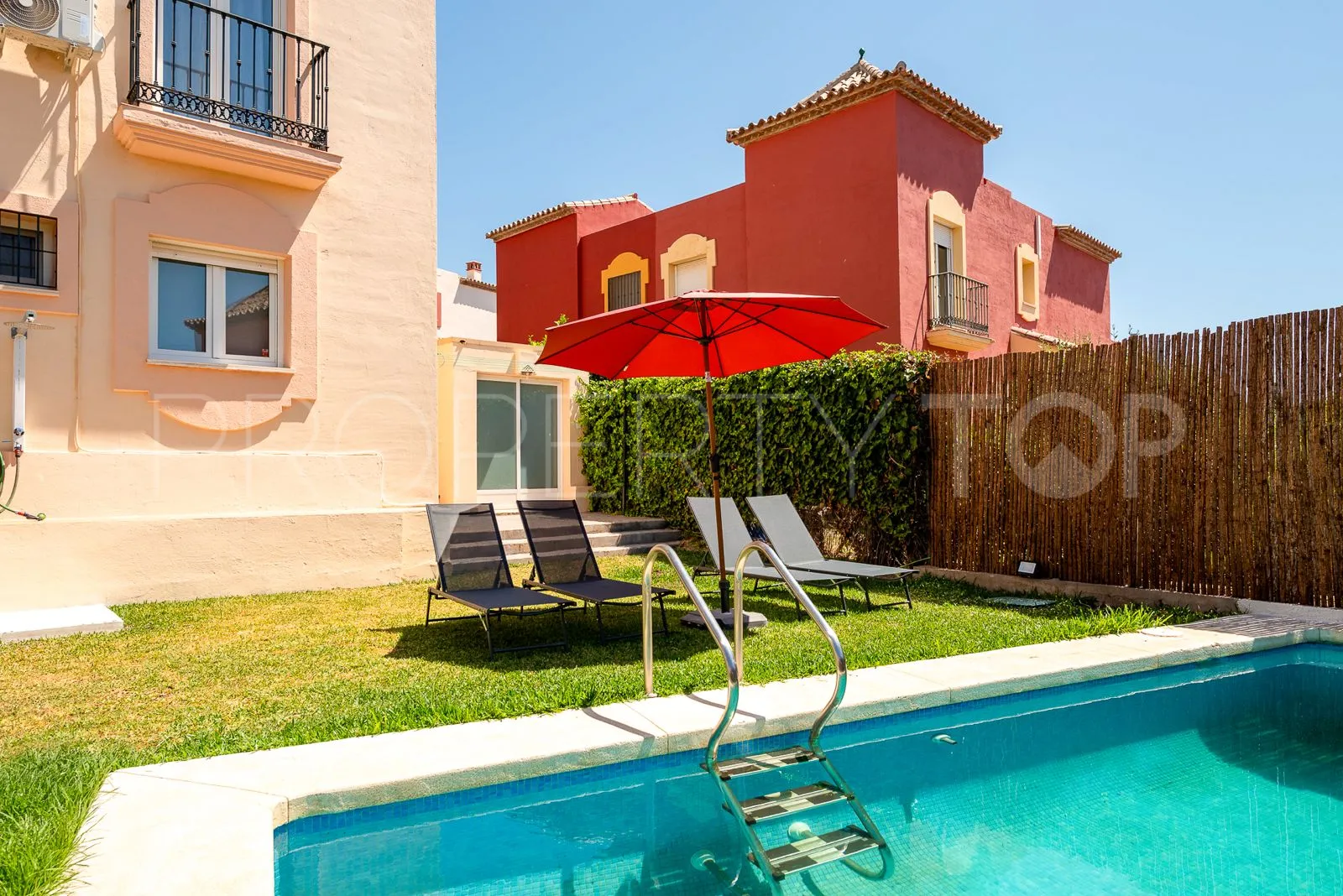 Semi detached house with 4 bedrooms for sale in Marbella East
