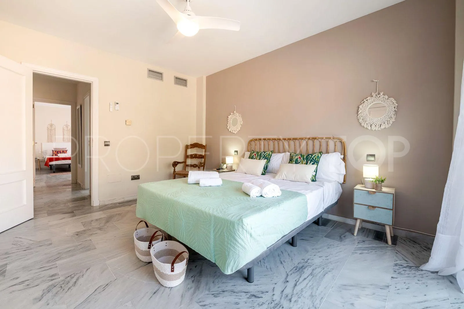 Semi detached house with 4 bedrooms for sale in Marbella East