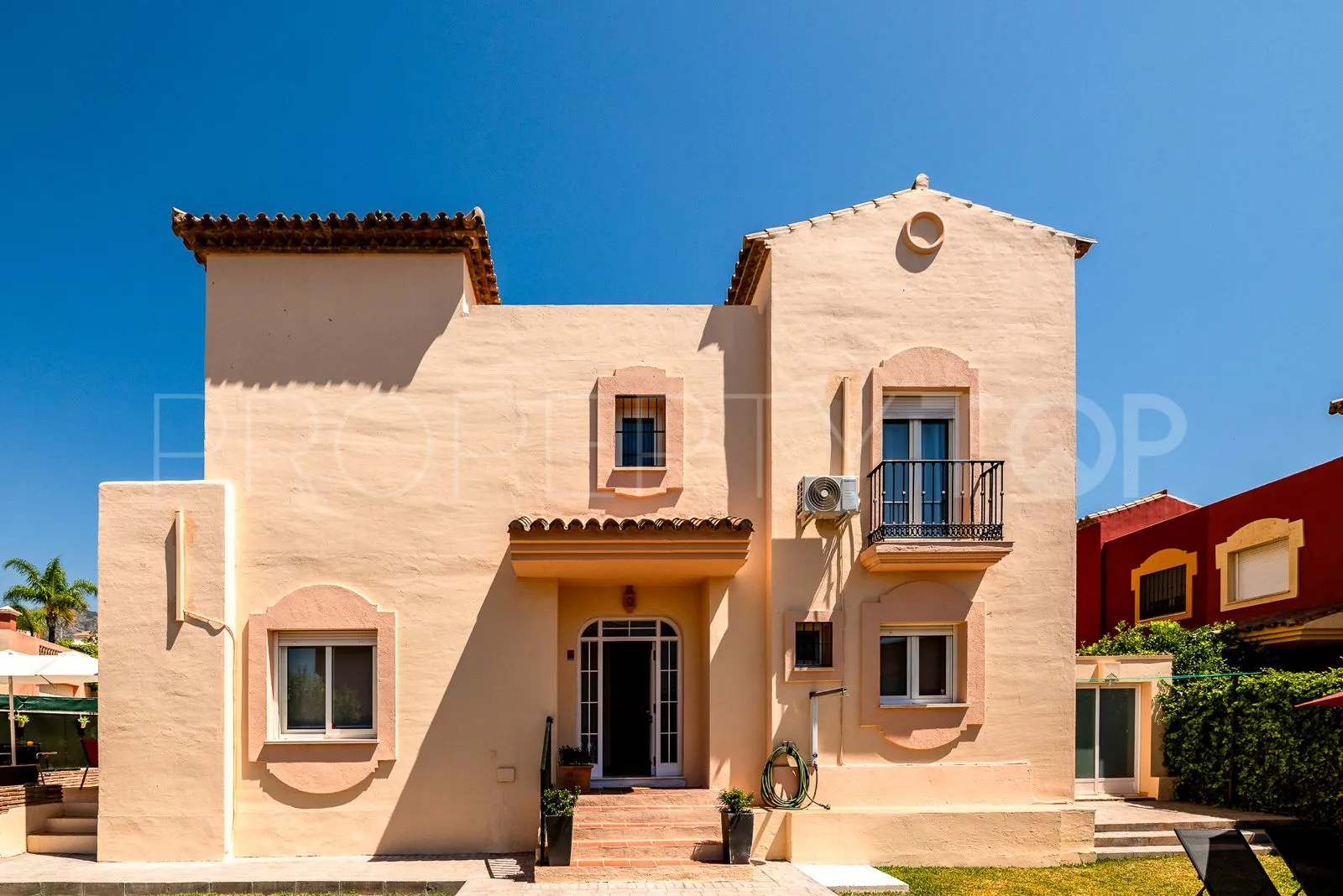 Semi detached house with 4 bedrooms for sale in Marbella East