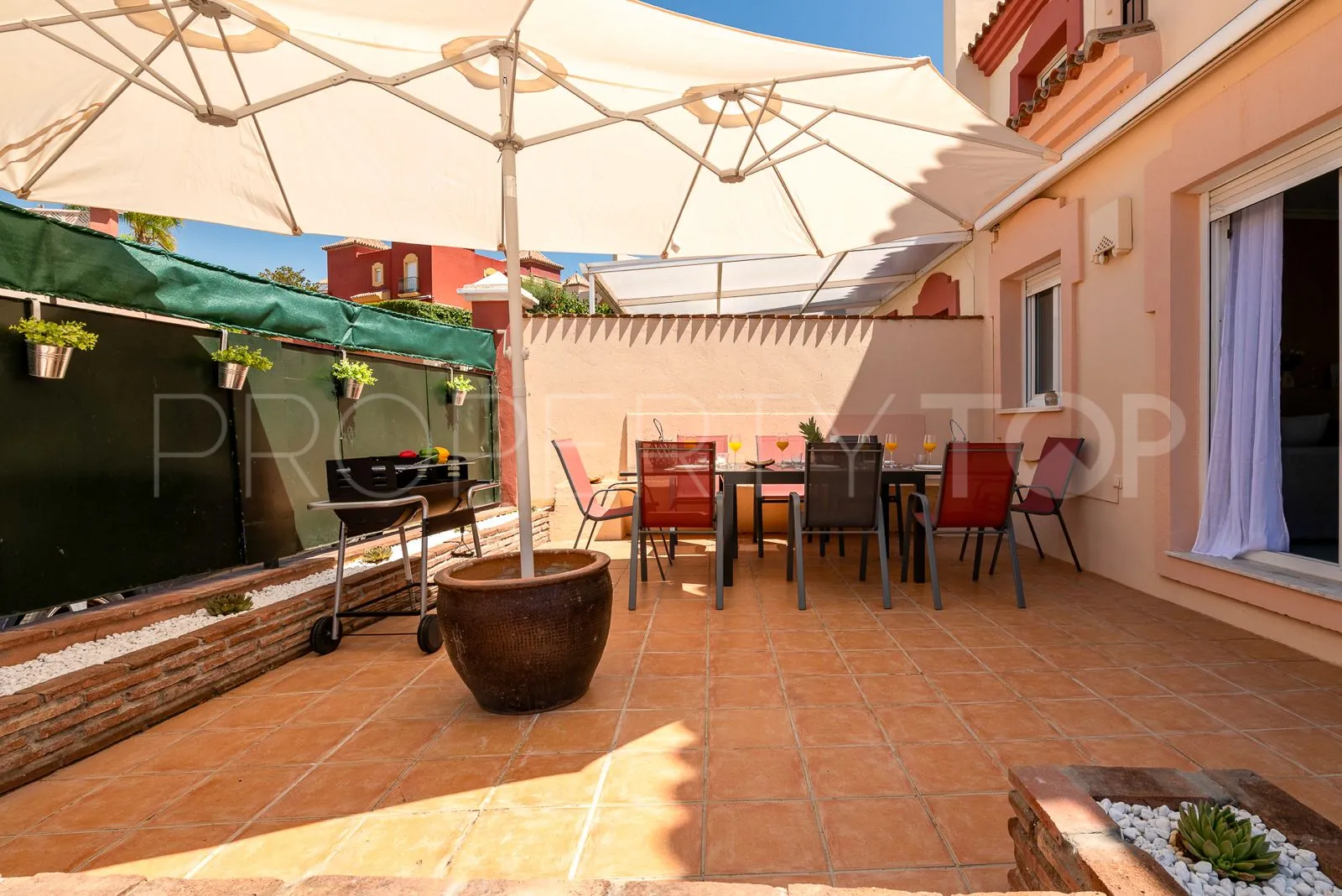 Semi detached house with 4 bedrooms for sale in Marbella East