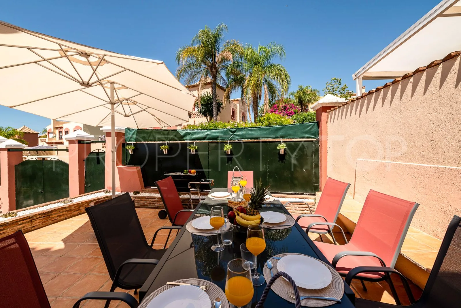 Semi detached house with 4 bedrooms for sale in Marbella East
