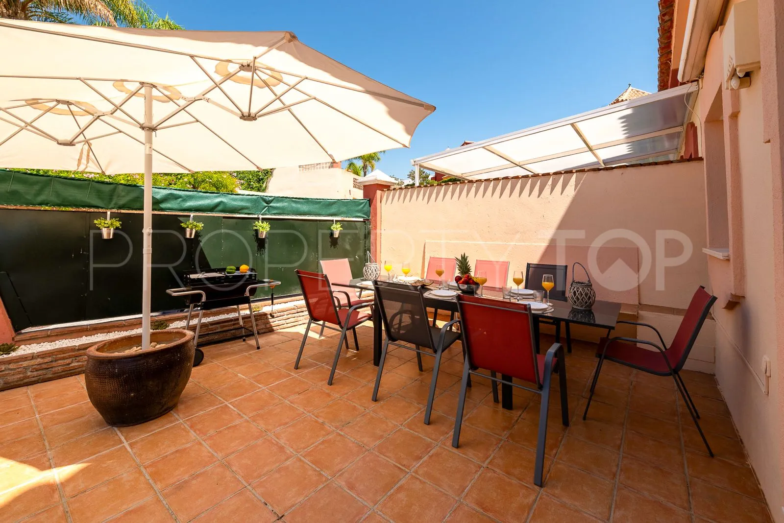 Semi detached house with 4 bedrooms for sale in Marbella East