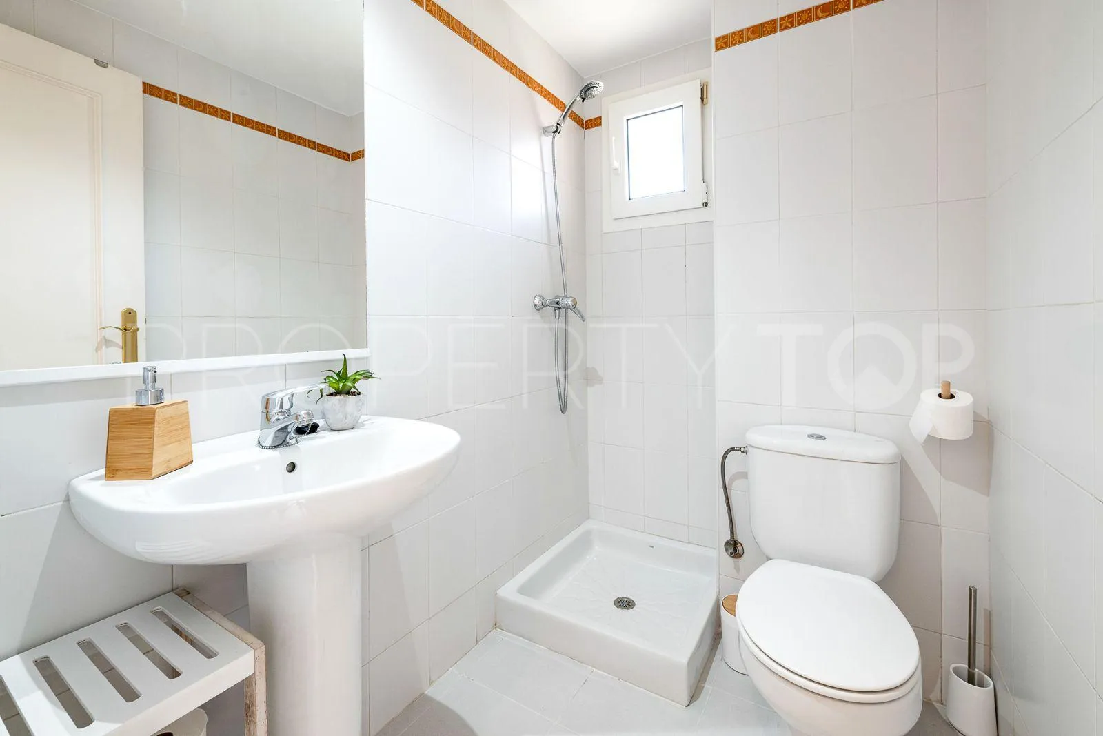 Semi detached house with 4 bedrooms for sale in Marbella East