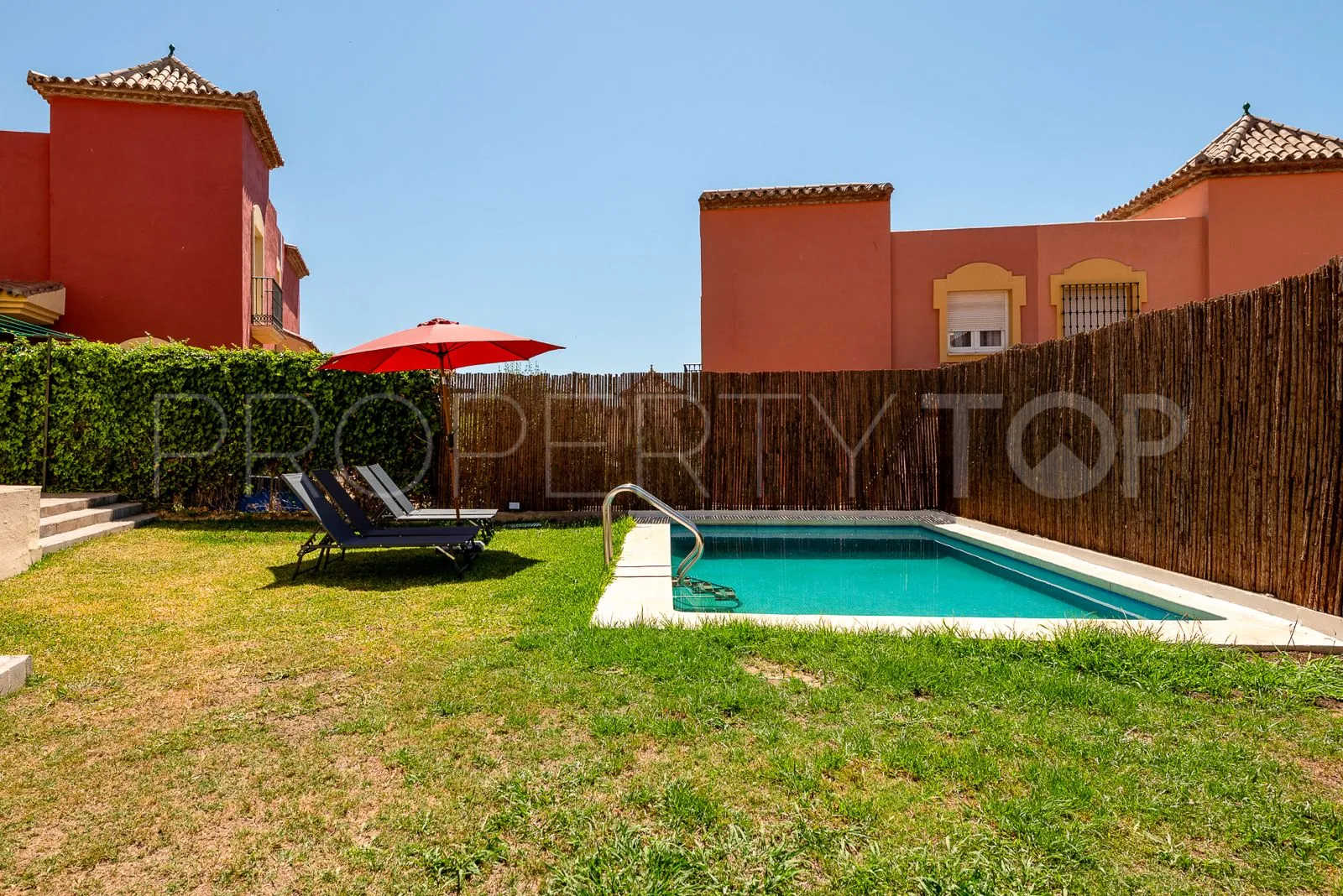 Semi detached house with 4 bedrooms for sale in Marbella East
