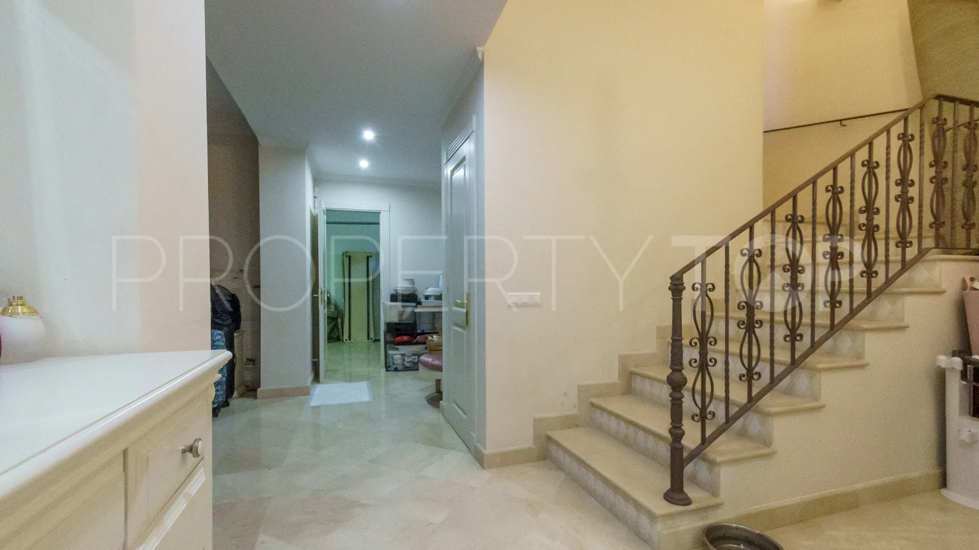 5 bedrooms Las Brisas villa for sale