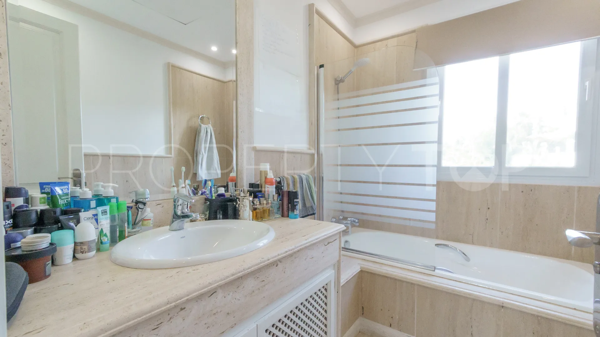 5 bedrooms Las Brisas villa for sale