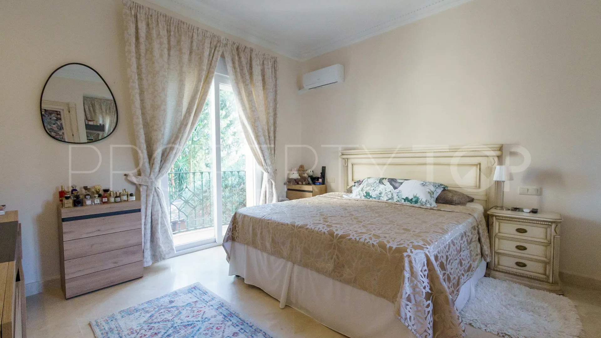 5 bedrooms Las Brisas villa for sale