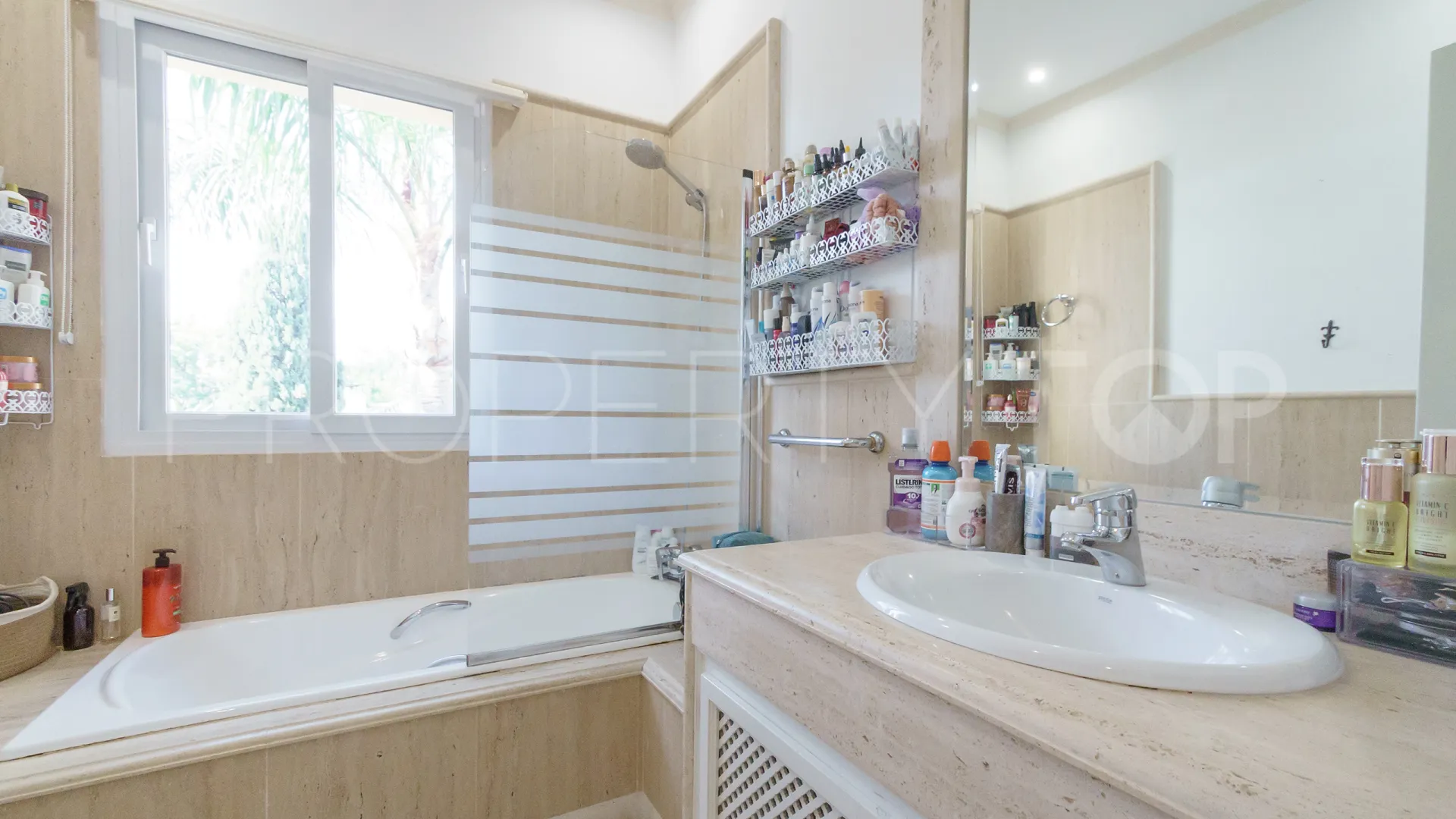 5 bedrooms Las Brisas villa for sale
