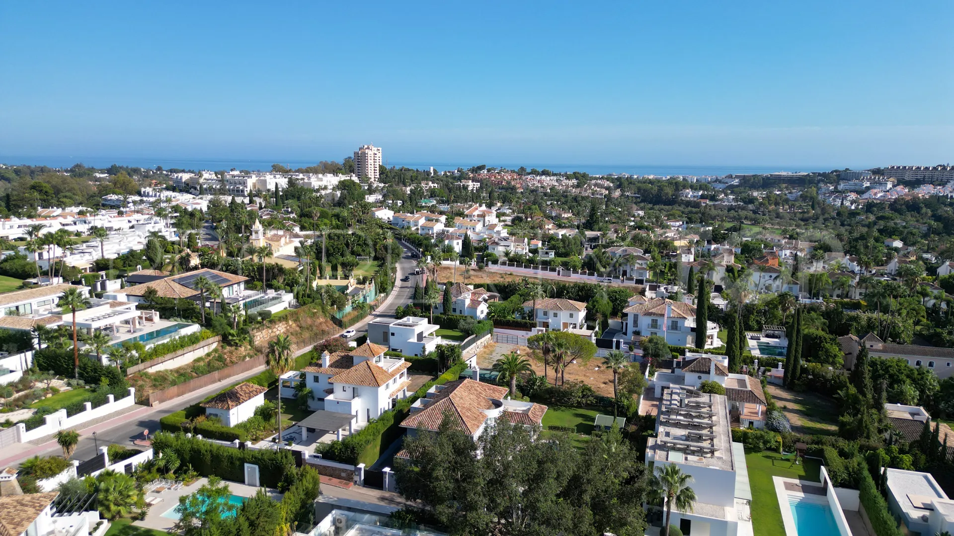 5 bedrooms Las Brisas villa for sale
