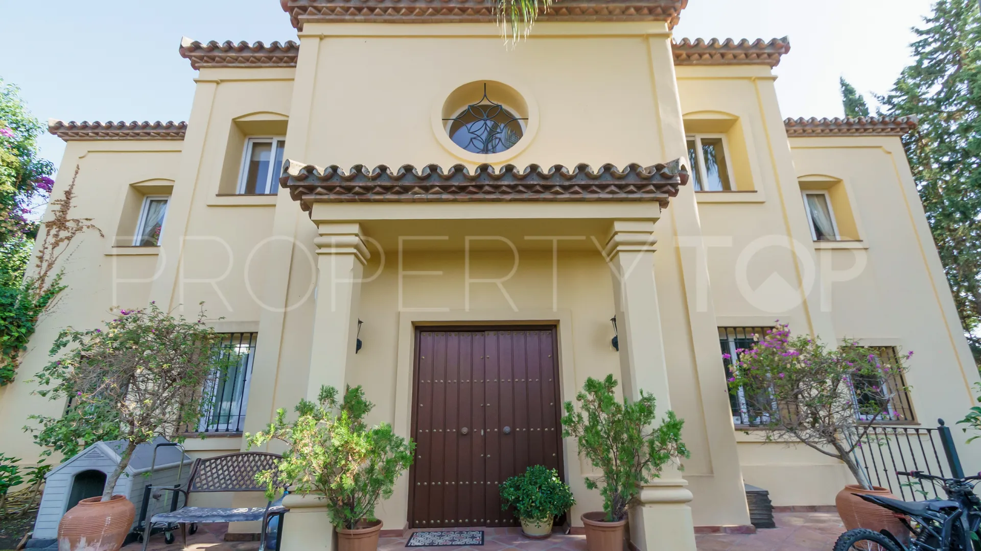 5 bedrooms Las Brisas villa for sale