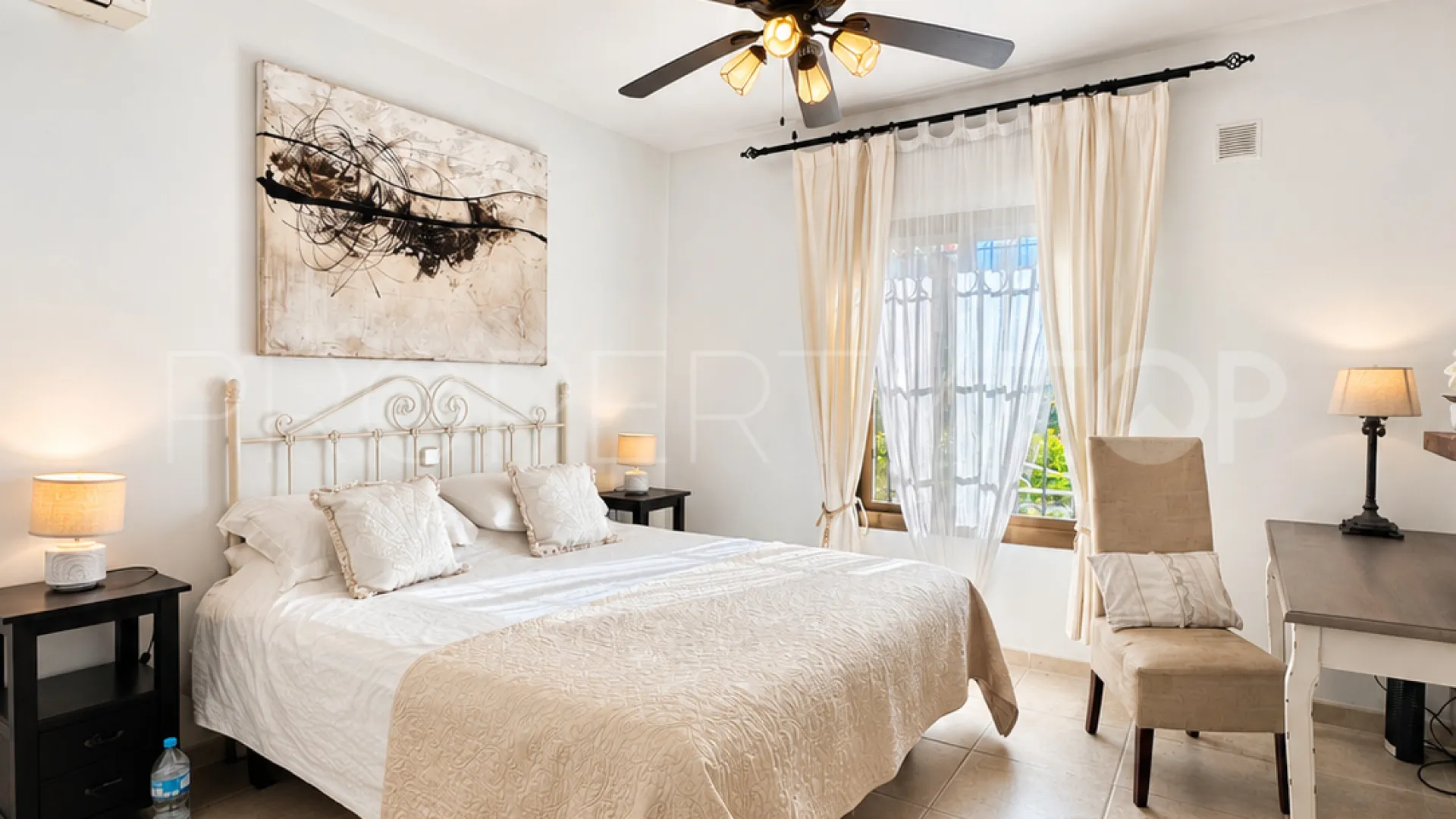 Comprar casa en El Chaparral de 3 dormitorios