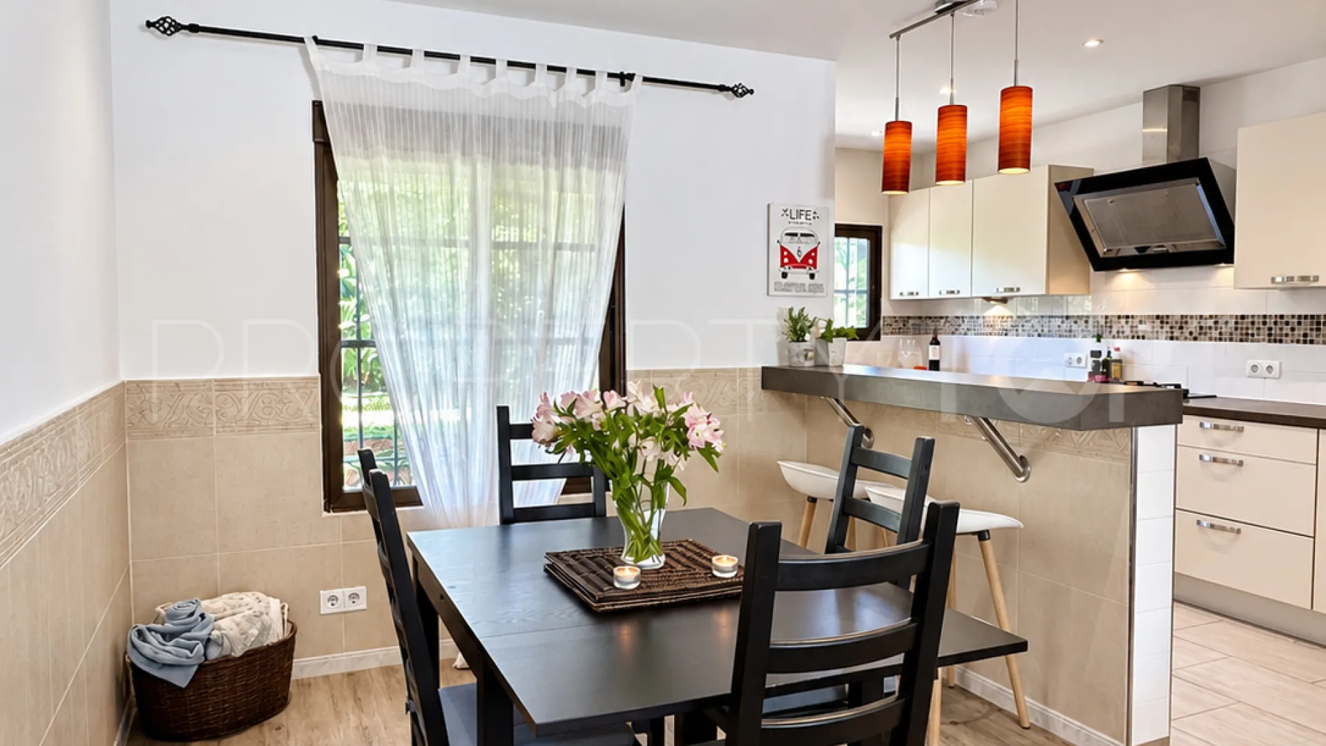 Comprar casa en El Chaparral de 3 dormitorios