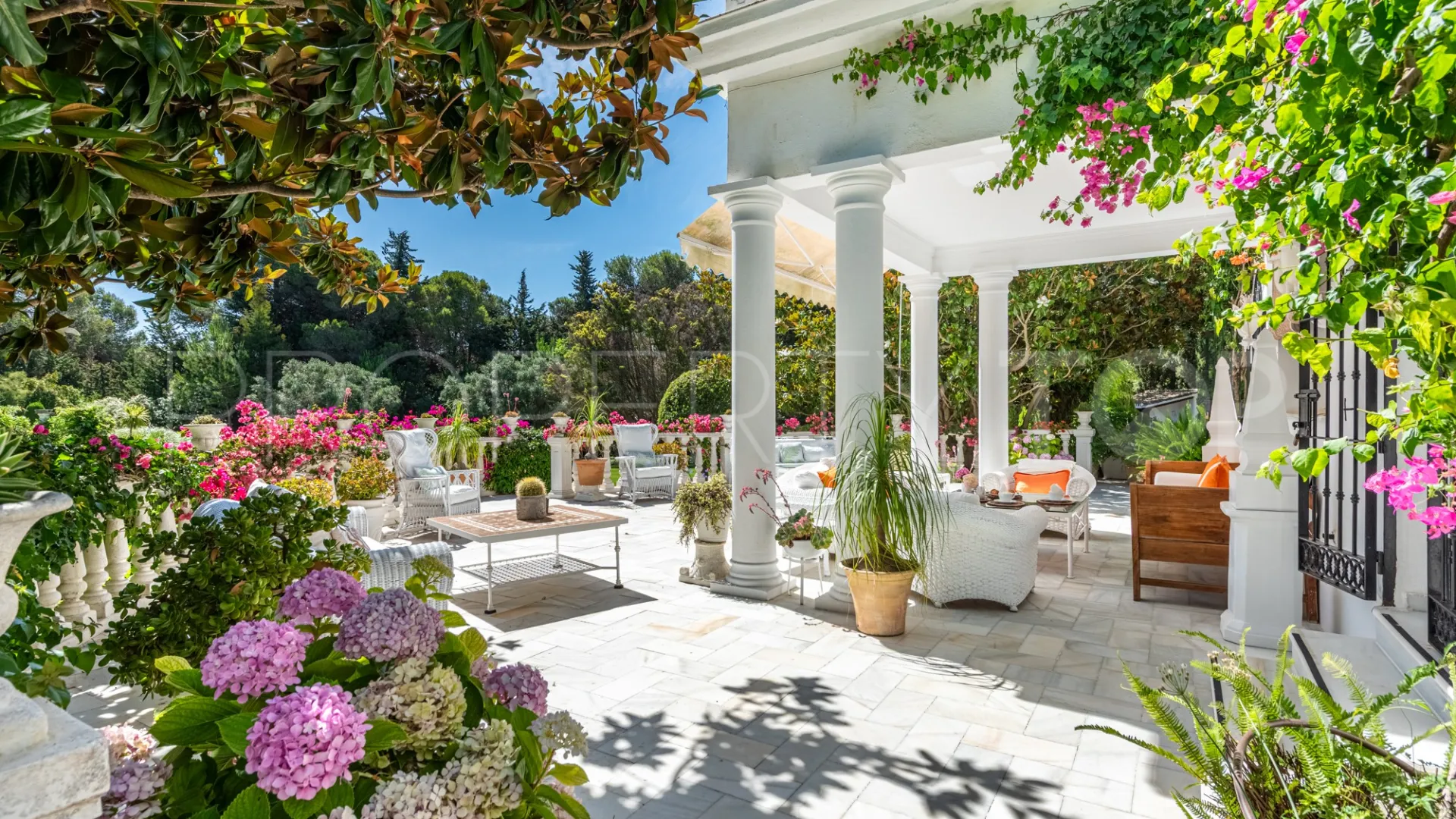 Villa en venta de 5 dormitorios en Sotogrande Alto