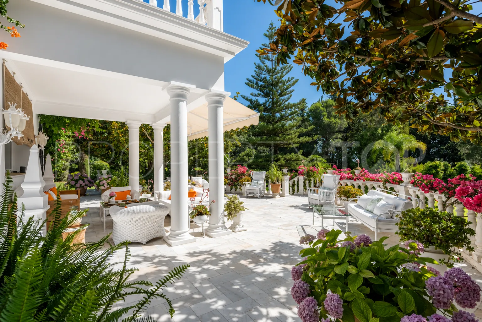 Villa en venta de 5 dormitorios en Sotogrande Alto