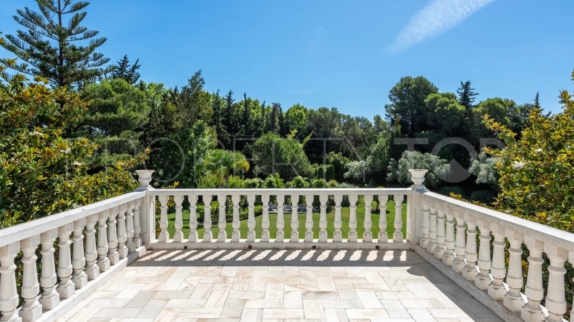 Villa en venta de 5 dormitorios en Sotogrande Alto