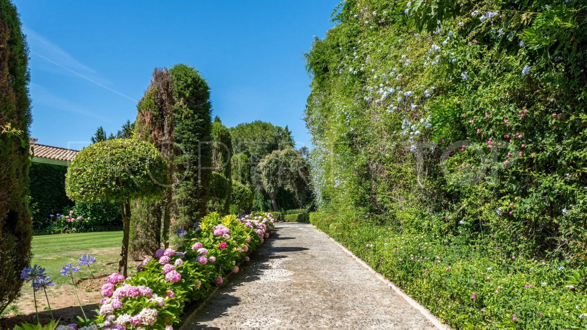 Villa en venta de 5 dormitorios en Sotogrande Alto