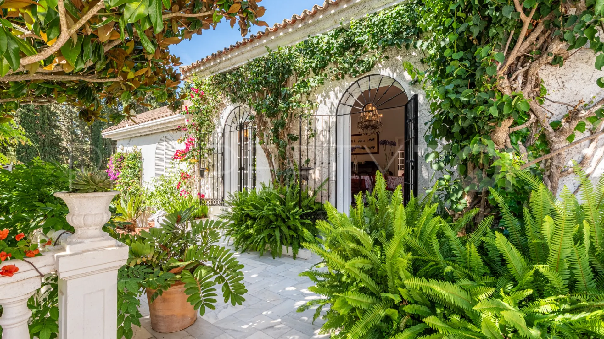 Villa en venta de 5 dormitorios en Sotogrande Alto
