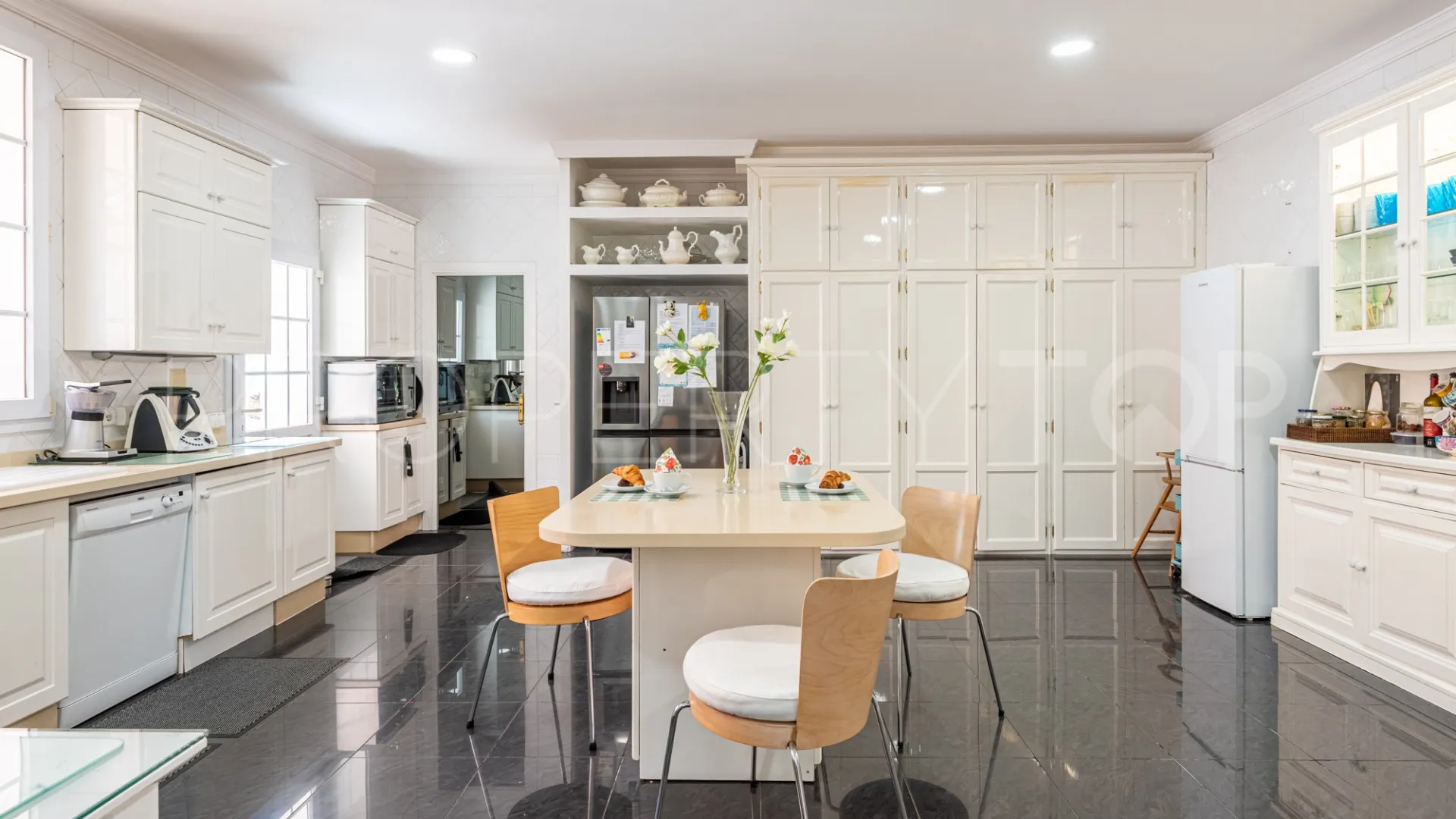 Villa en venta de 5 dormitorios en Sotogrande Alto